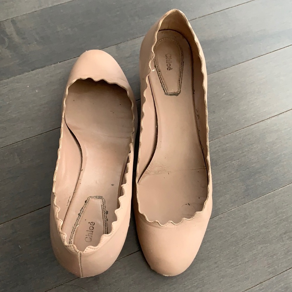 Chloe scalloped nude pumps (small heel)